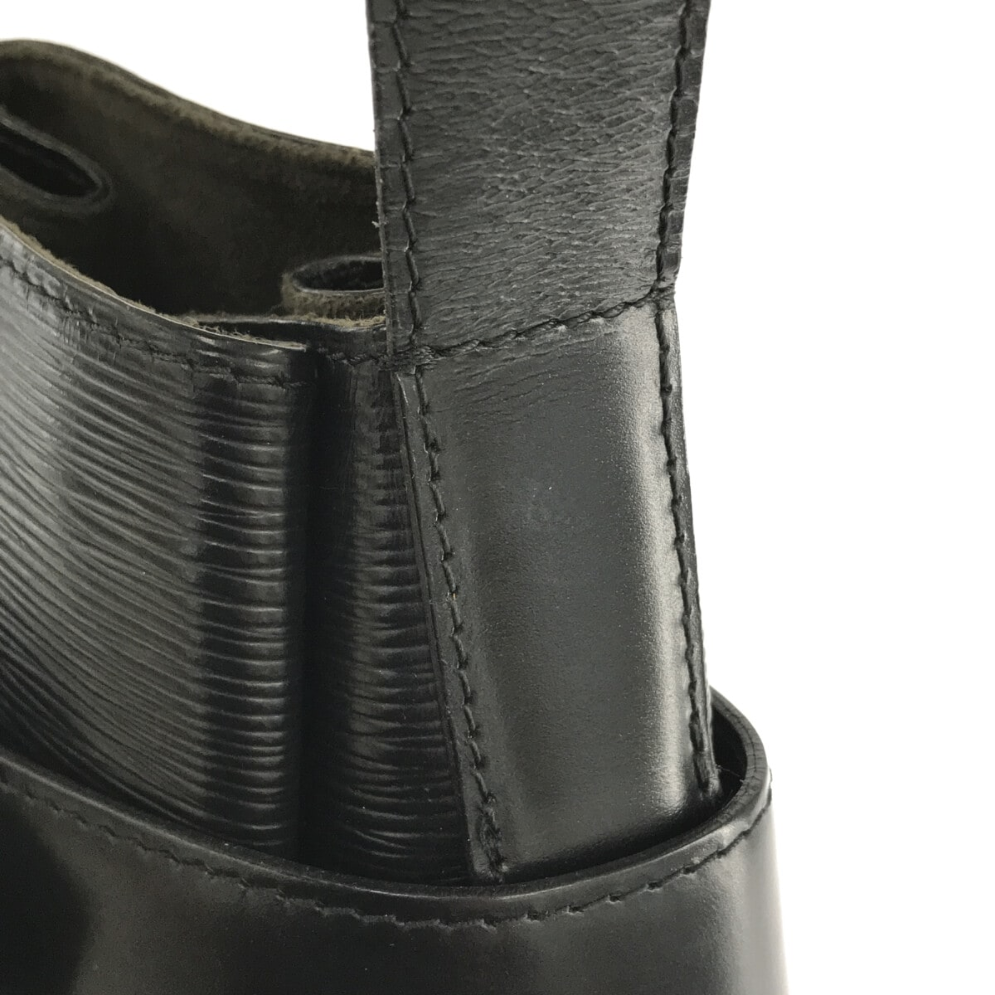 Louis Vuitton Black Leather Sac d'epaule shoulder bag