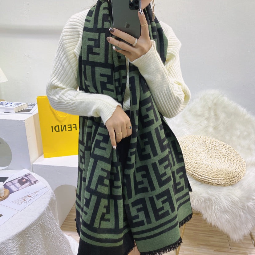 Luxury Fendi  Scarf 011