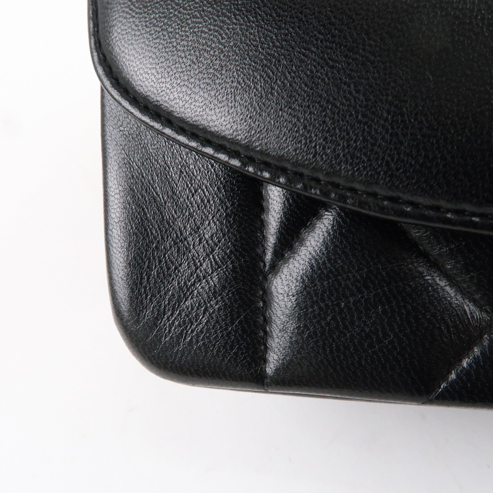 CHANEL Matelasse Lambskin Diana Chain Shoulder Bag Black A01165
