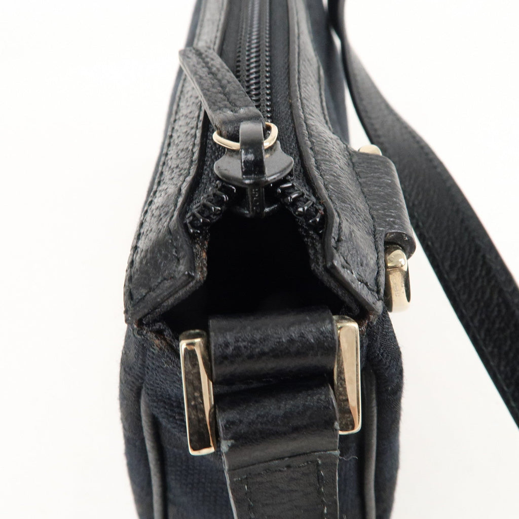 GUCCI Abbey GG Canvas Leather Hand Bag Pouch Black 145750