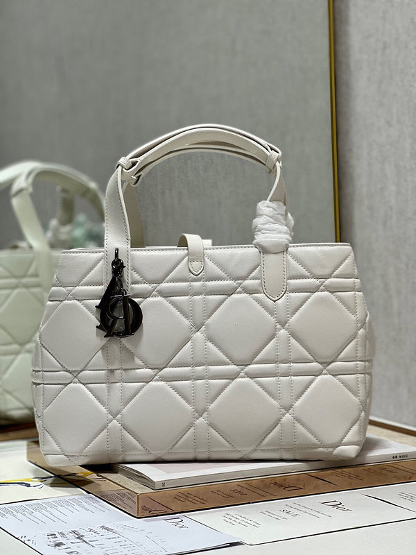 Chanel Bags - BG Bags - 2172