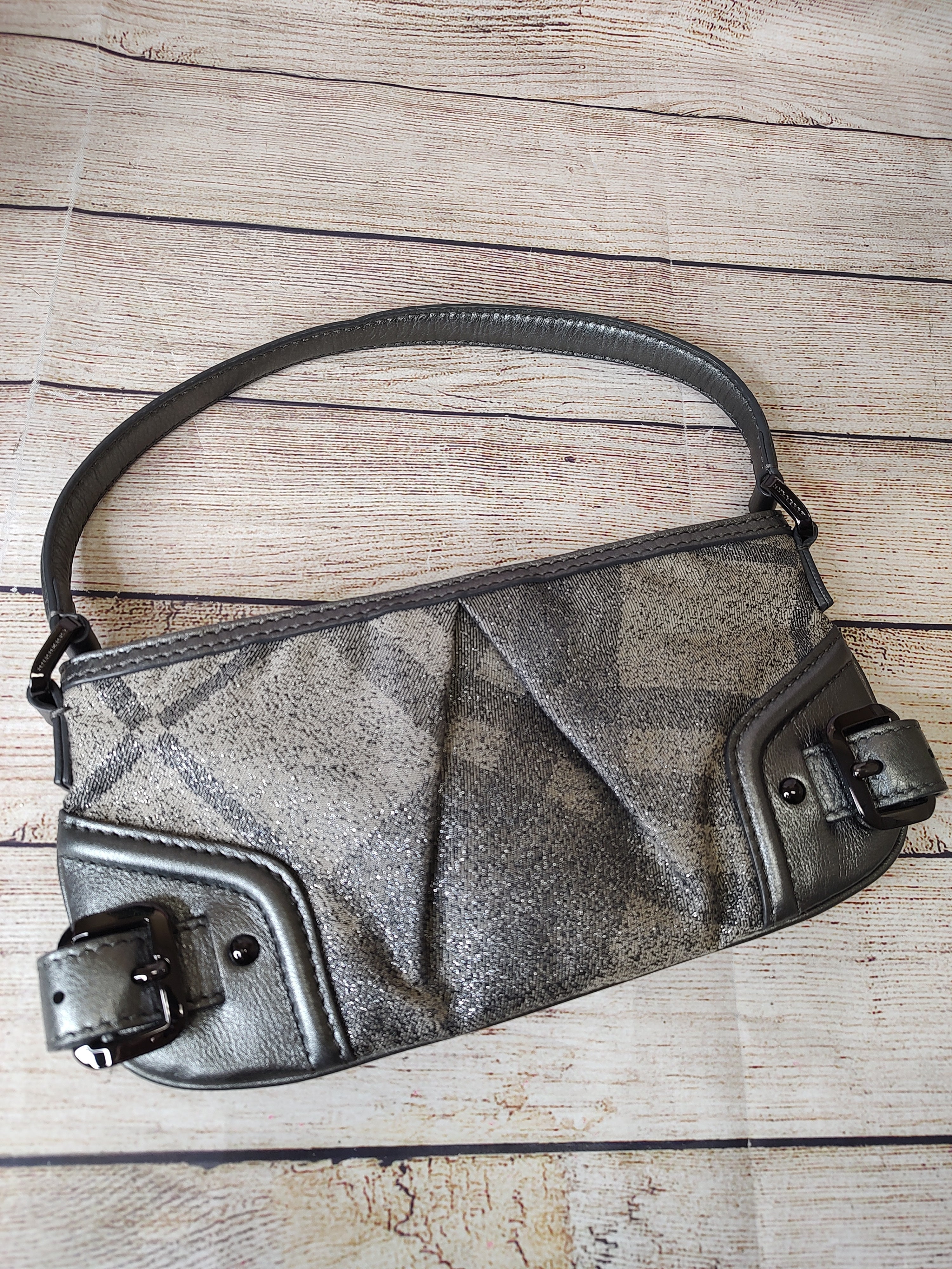 Handbag Luxury Designer By Burberry  Size: Small