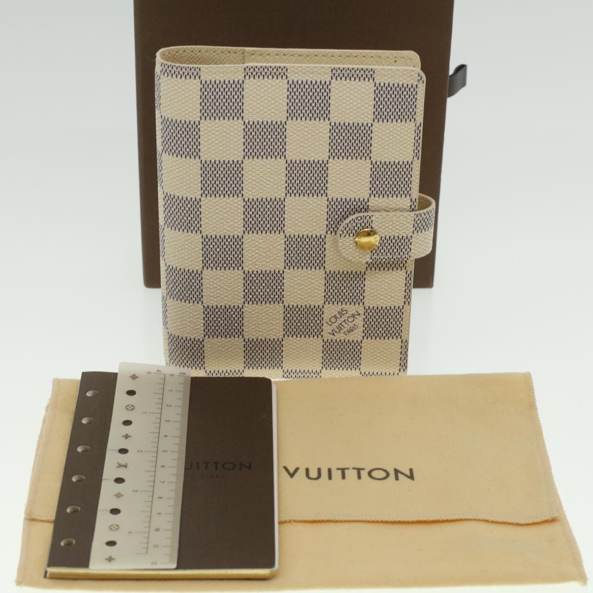 Louis Vuitton White Canvas Couverture agenda de bureau wallet accessories