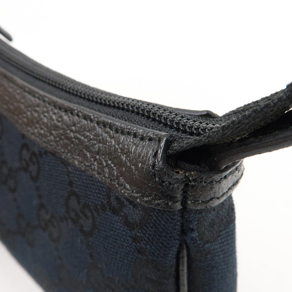 GUCCI GG Canvas Leather Hand bag Accessory Pouch Black 154432