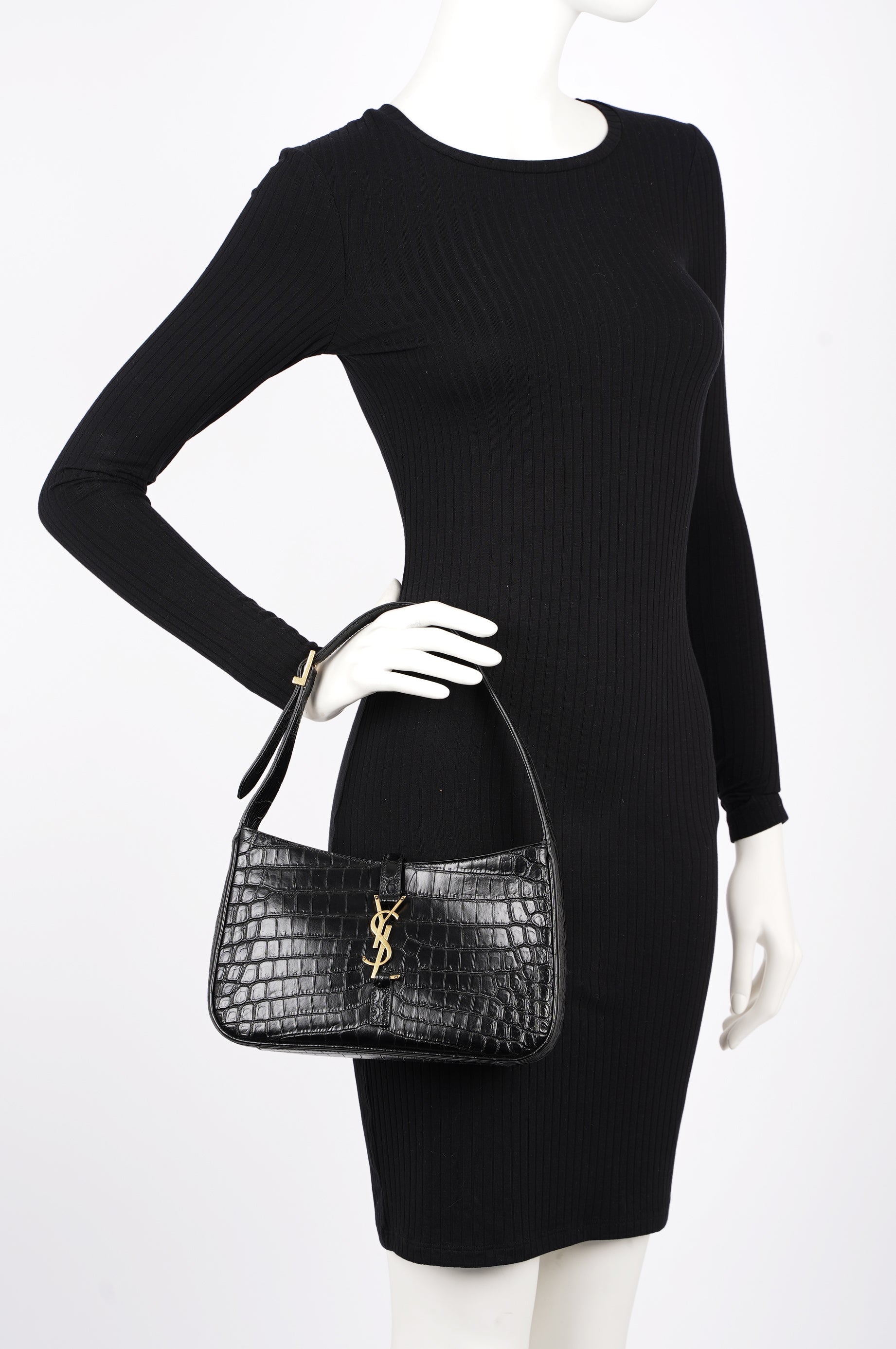 Saint Laurent Womens Le 5 A 7 Handbag Black Croc