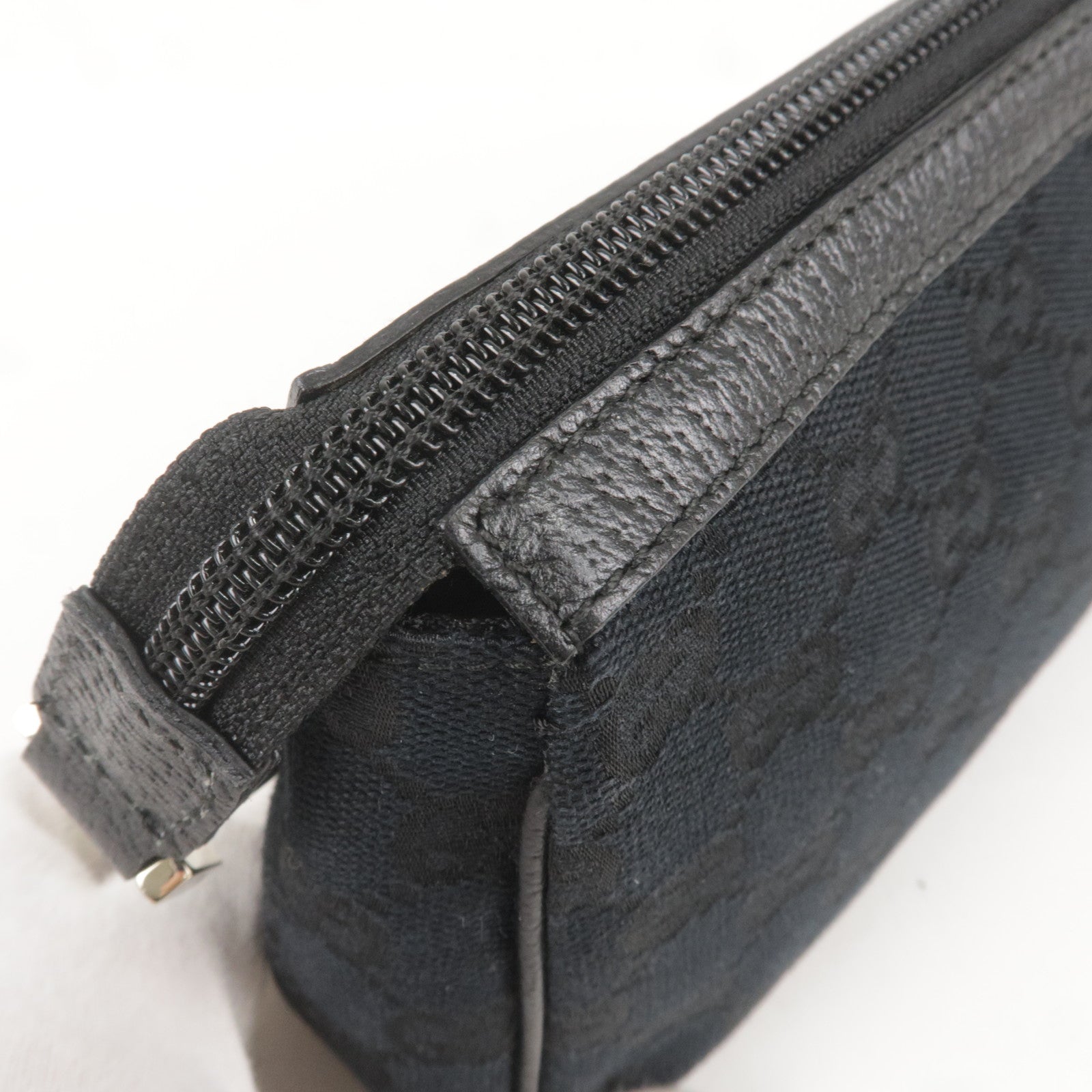 GUCCI Abbey GG Canvas Leather Hand Bag Pouch Black 645093