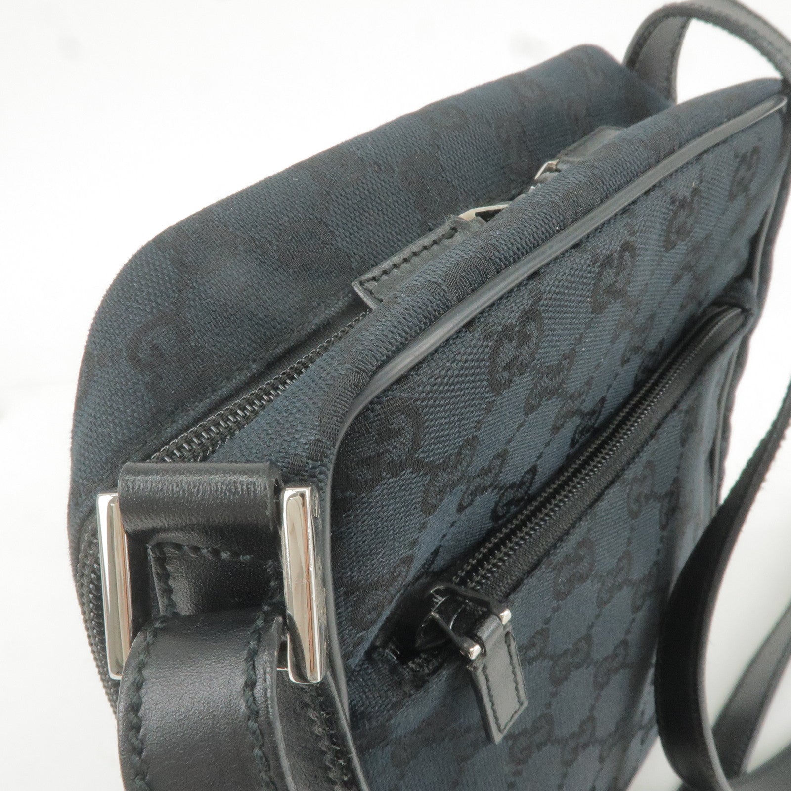 GUCCI GG Canvas Leather Shoulder Bag Hand Bag Black 018 1612