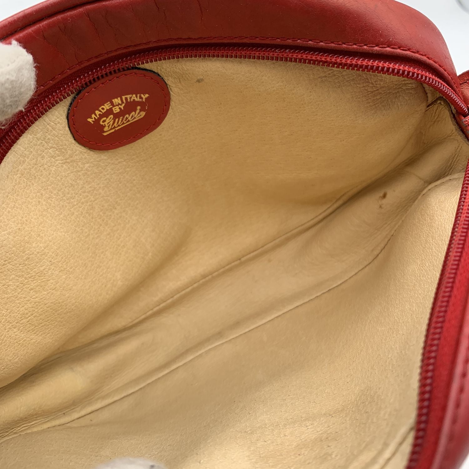 Gucci Vintage Red Leather Small Crossbody Messenger Bag
