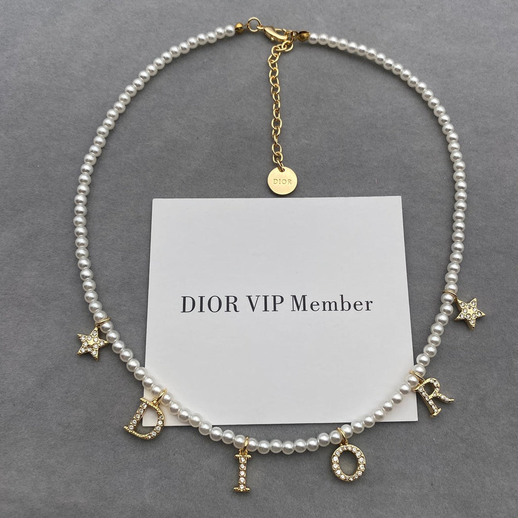 BG - Holiday Necklace dior005