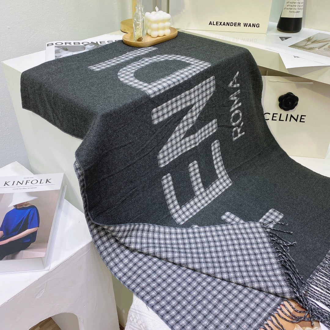 Luxury Fendi  Scarf 001