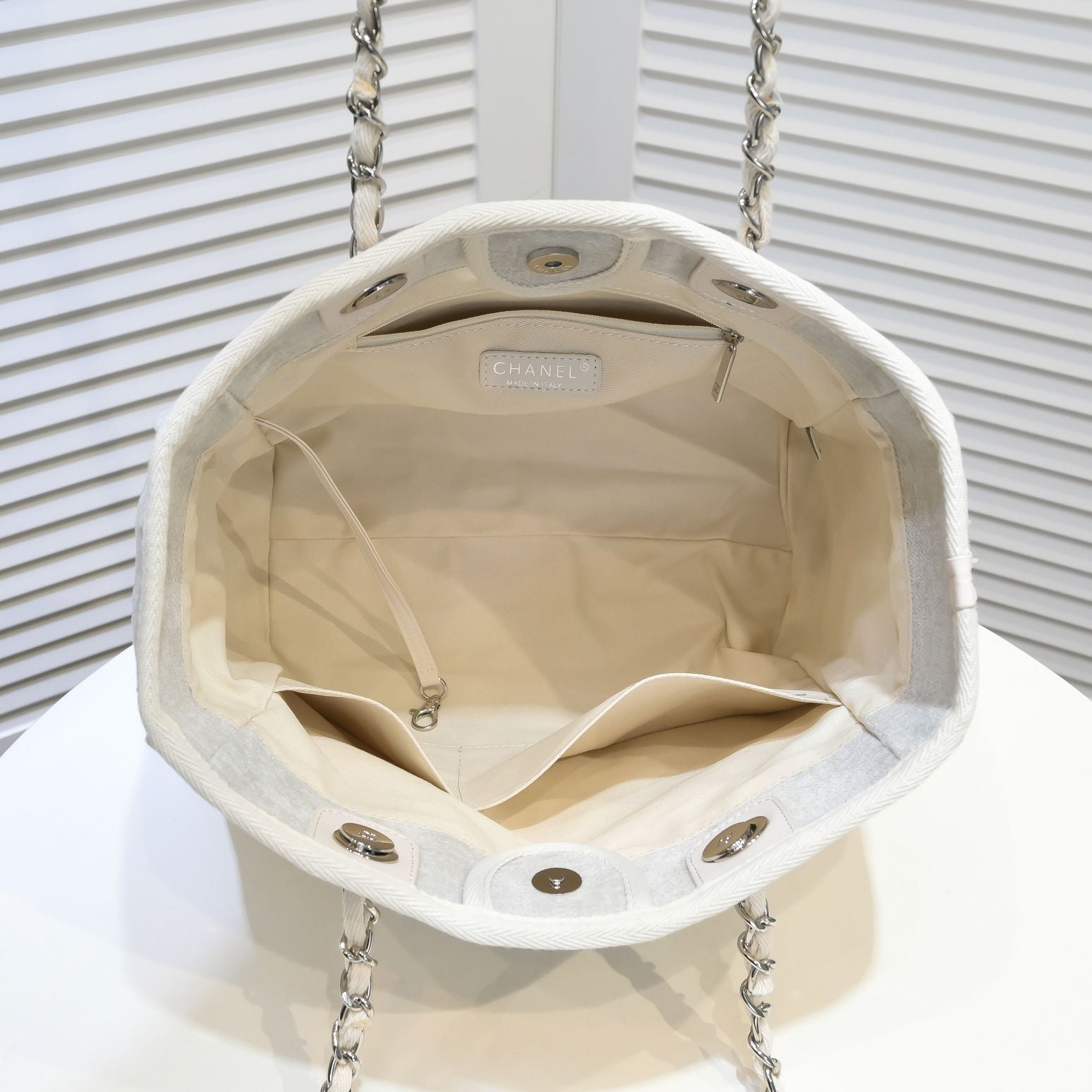 Designer Handbags Chanel 236