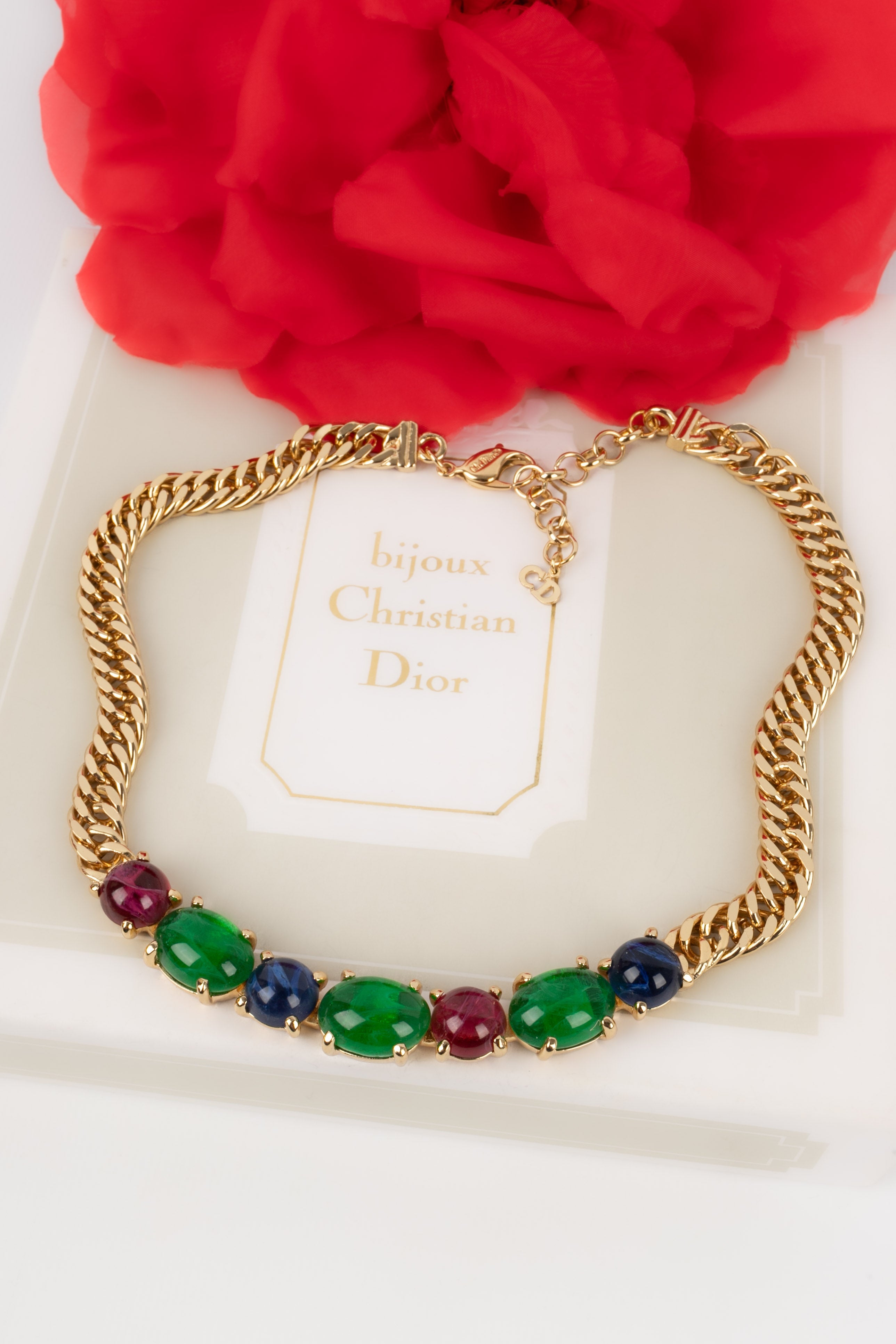 Collier court Dior