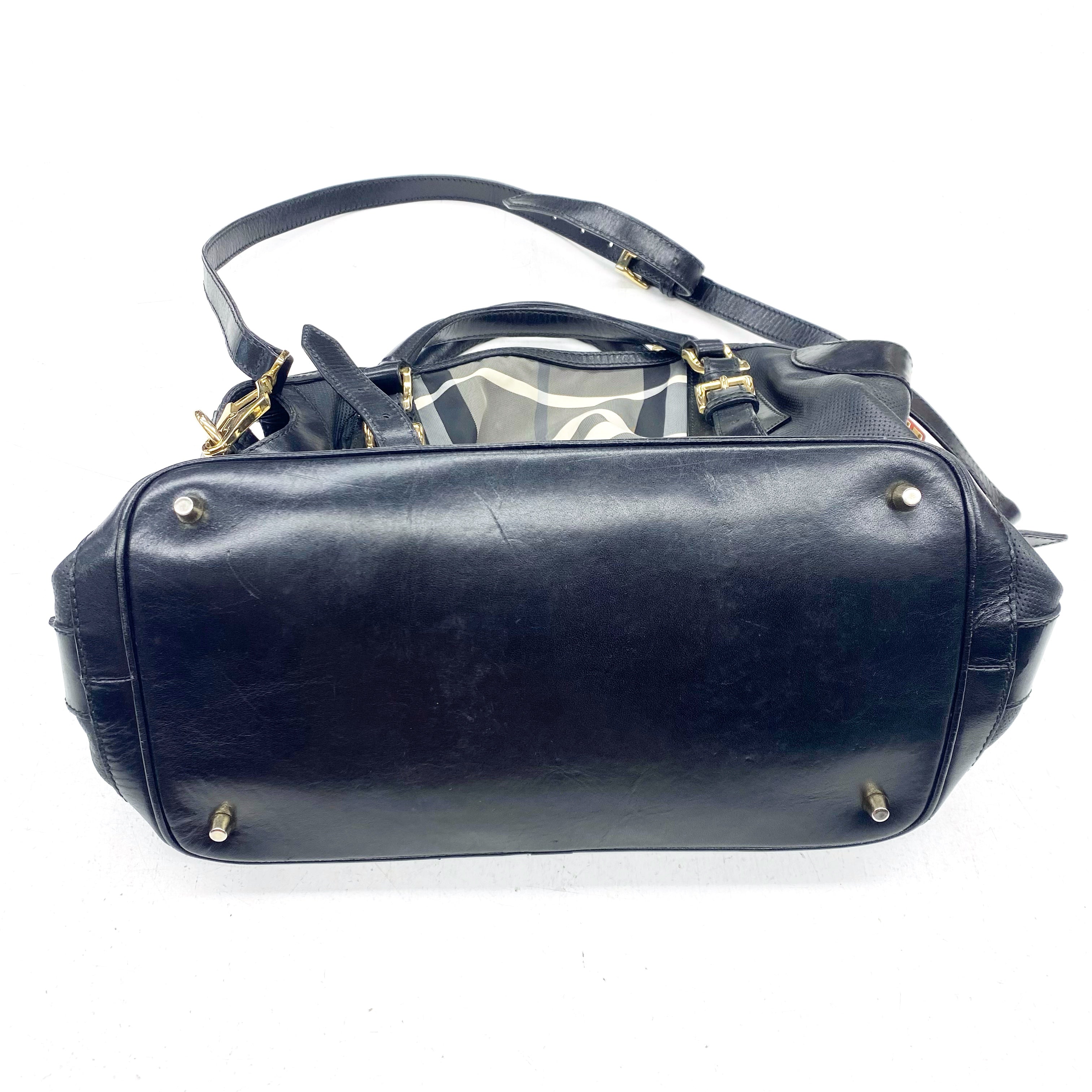 Handbag Luxury Designer By Burberry  Size: Medium