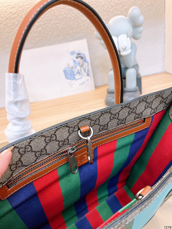 Luxury - Gucci Bags - 250