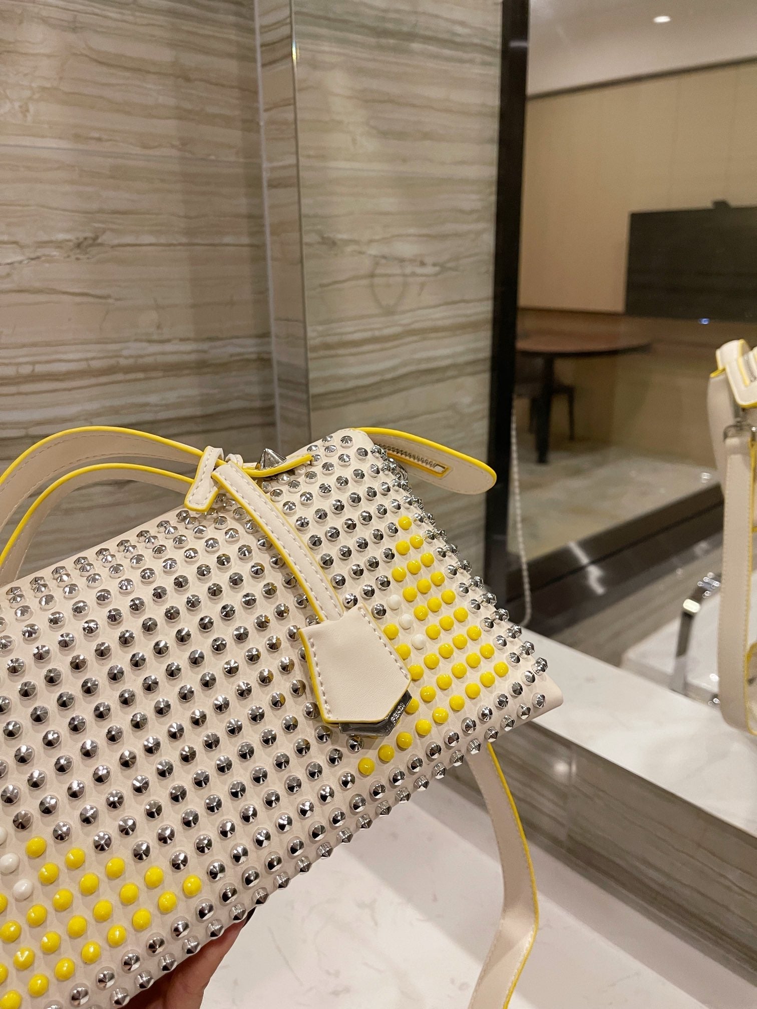 Luxury  Bags Fendi 218