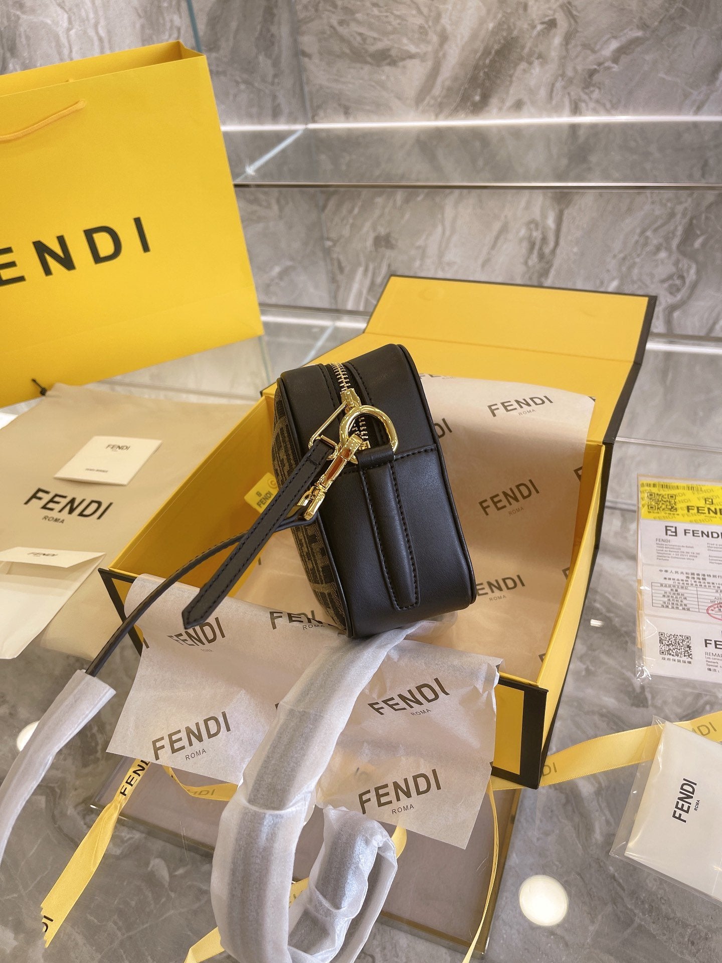 Luxury  Bags Fendi 223