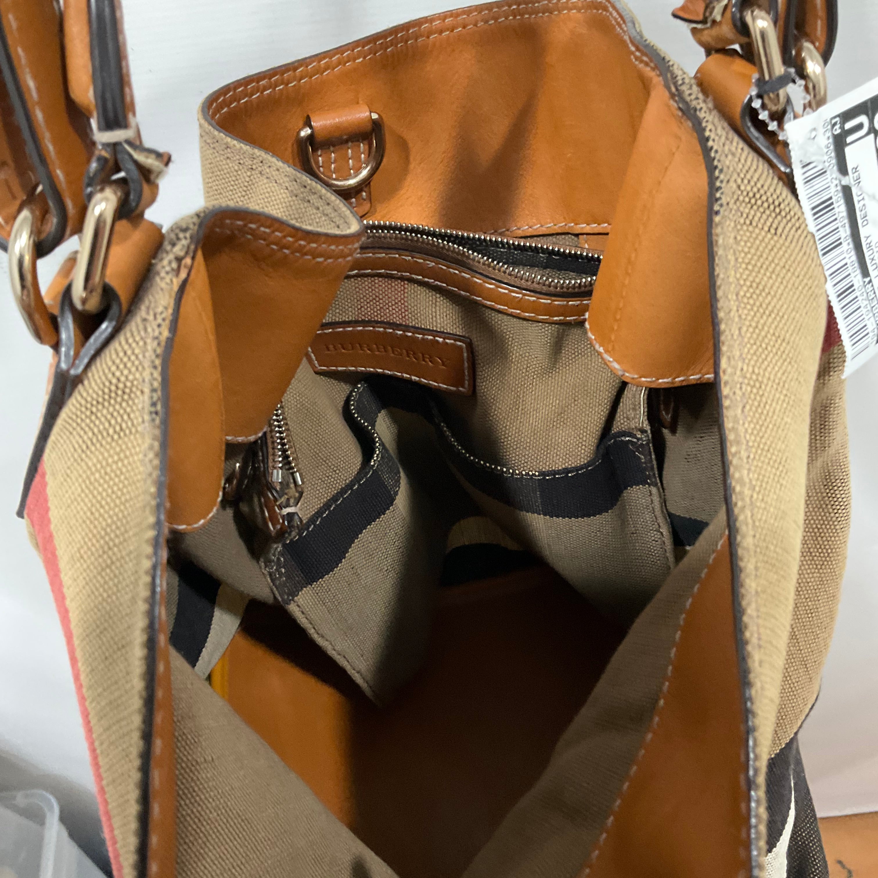 Handbag Luxury Designer By Burberry  Size: Medium