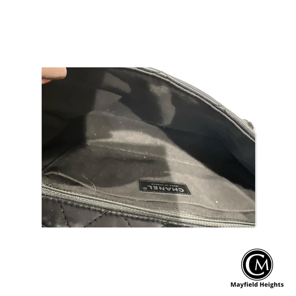 Handbag Luxury Designer By Chanel  Size: Medium