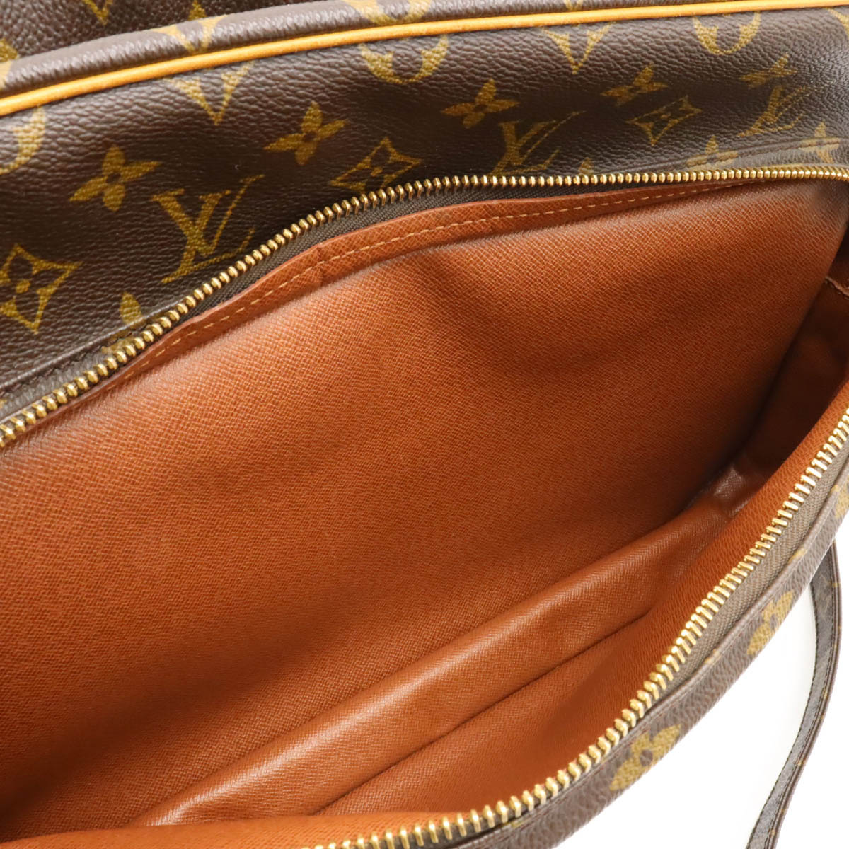 Louis Vuitton Monogram Nile GM Shoulder Bag Non-Beta M45242 by Louis Vuitton