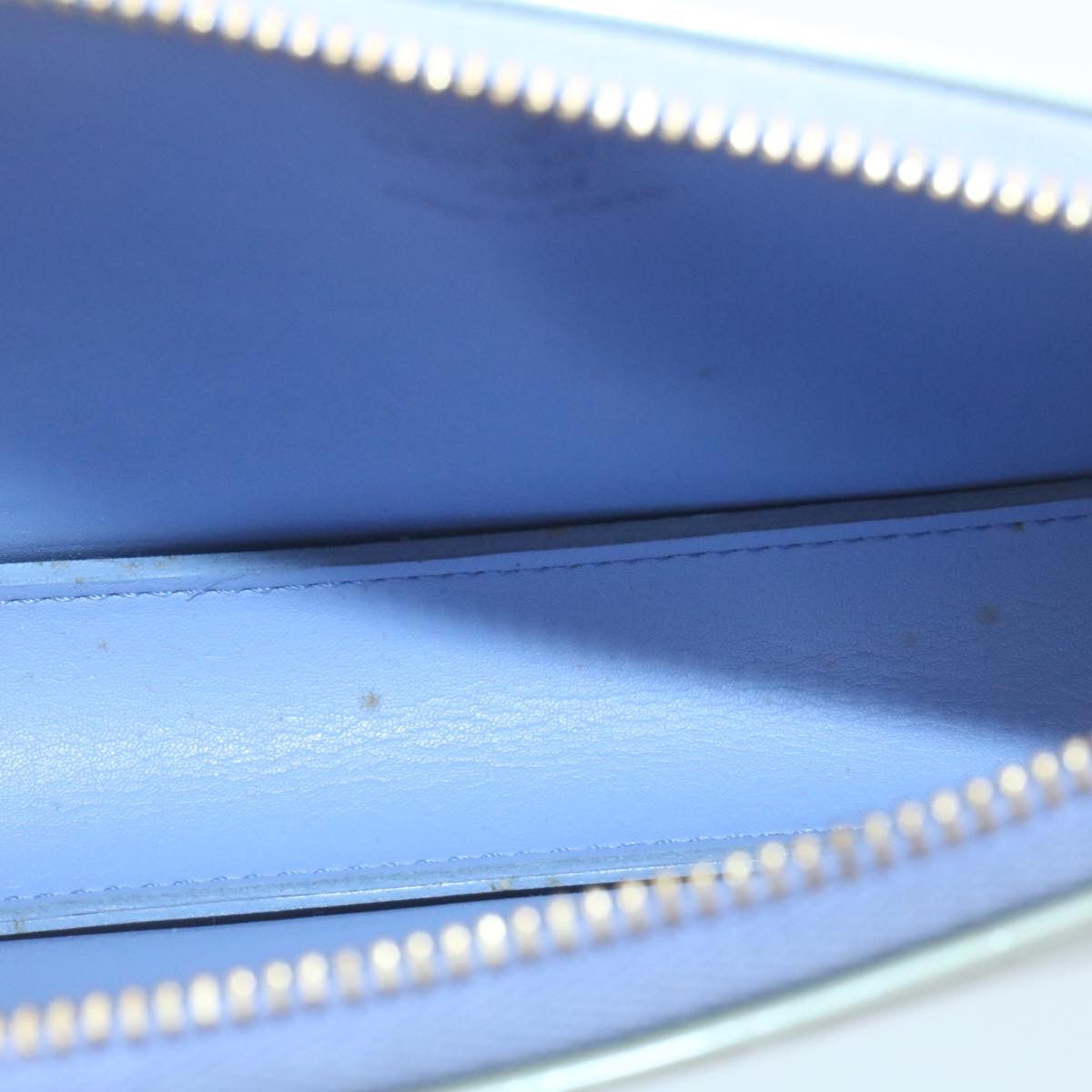 Louis Vuitton Light Blue Patent leather Lexington clutch bag