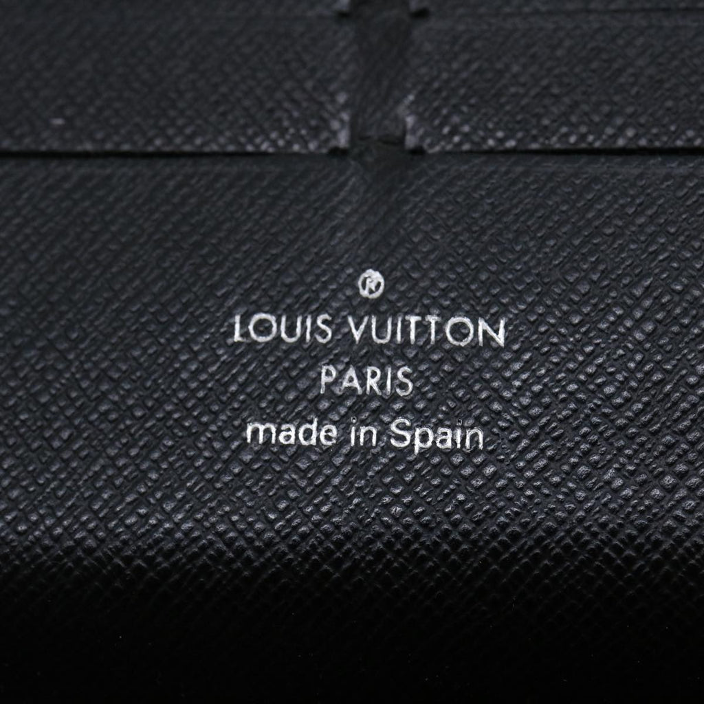 Louis Vuitton White Gold Canvas Zippy organizer wallet accessories