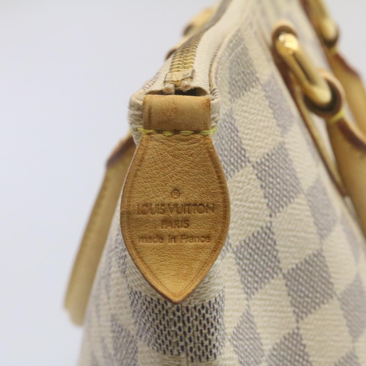 Louis Vuitton White Canvas Saleya shoulder bag