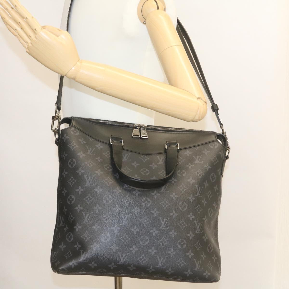 Louis Vuitton Gray Canvas Explorer handbag bag