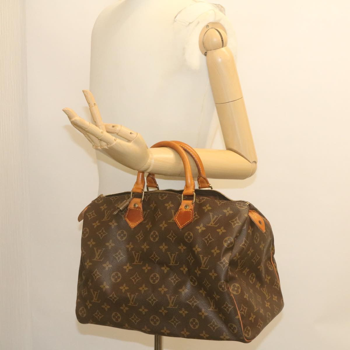 Louis Vuitton Gray Canvas Speedy 35 handbag bag