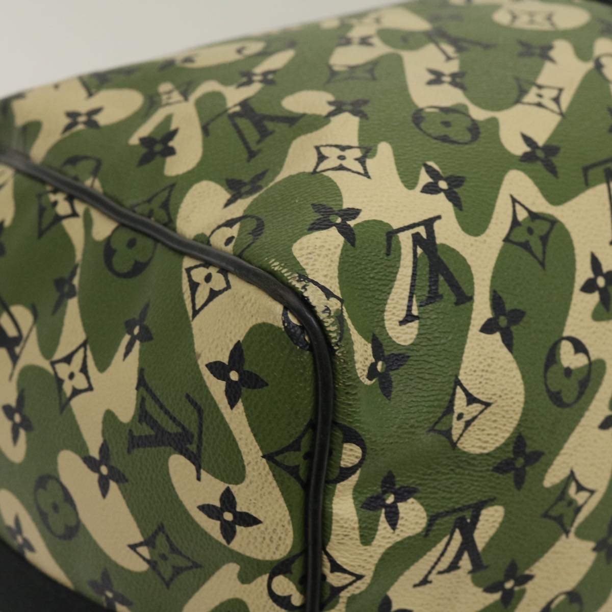 Louis Vuitton Green Canvas Keepall Bandouliere 55 travel bag