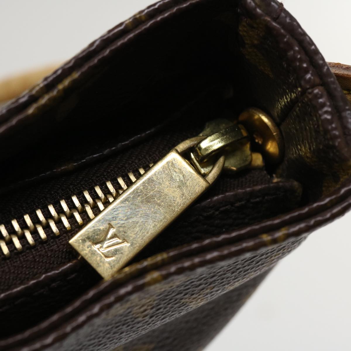 Louis Vuitton Brown Canvas Looping GM shoulder bag