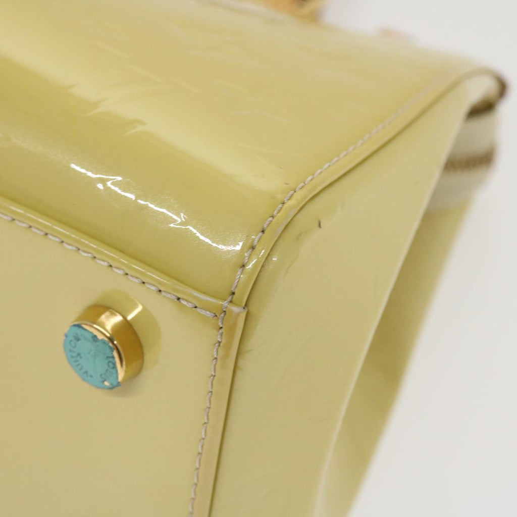 Louis Vuitton Yellow Patent leather Brea shoulder bag