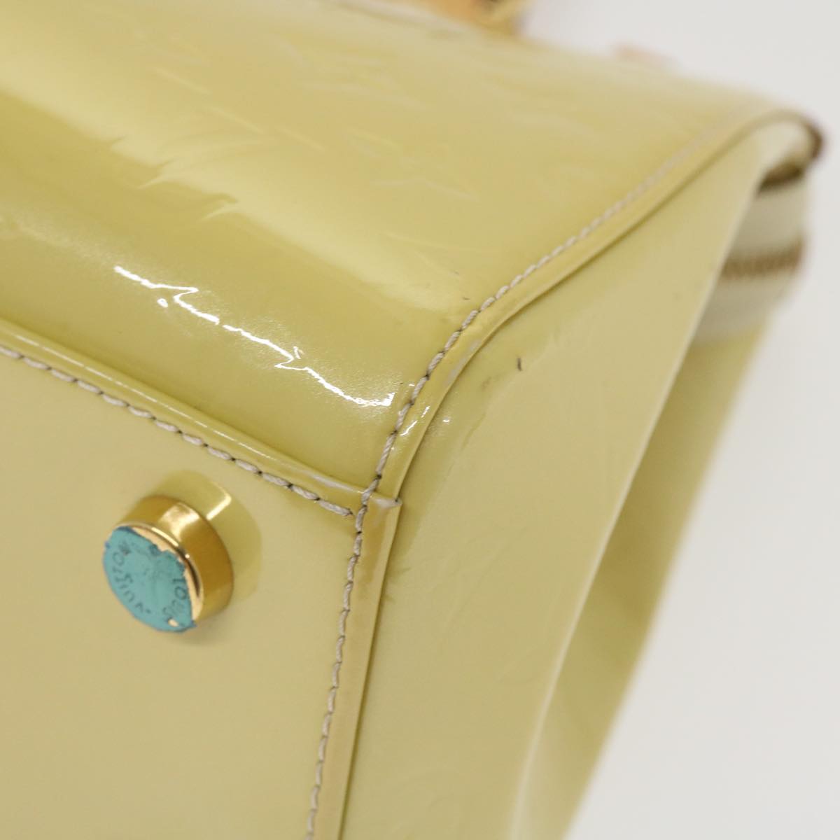 Louis Vuitton Yellow Patent leather Brea shoulder bag