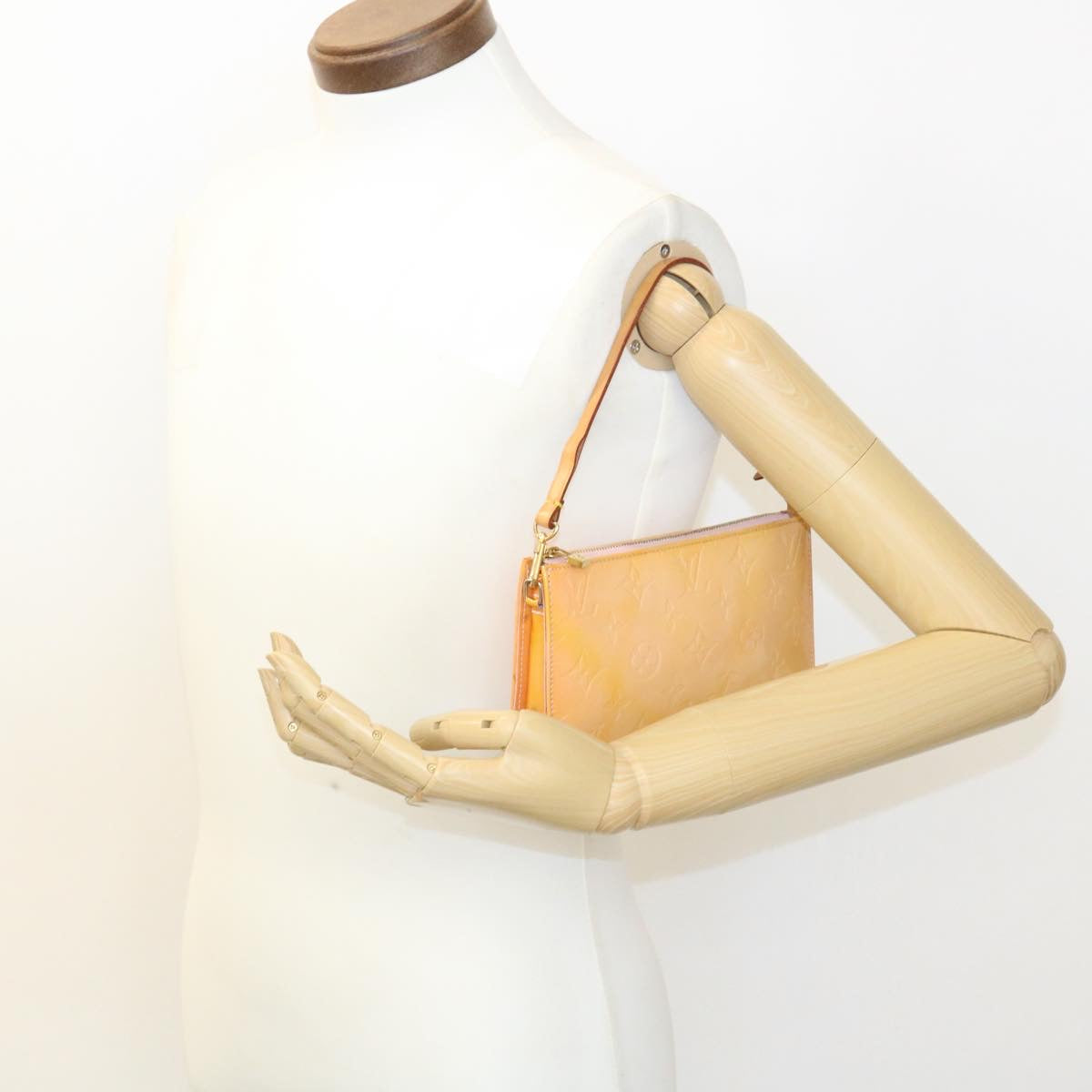 Louis Vuitton Yellow Patent leather Lexington handbag bag