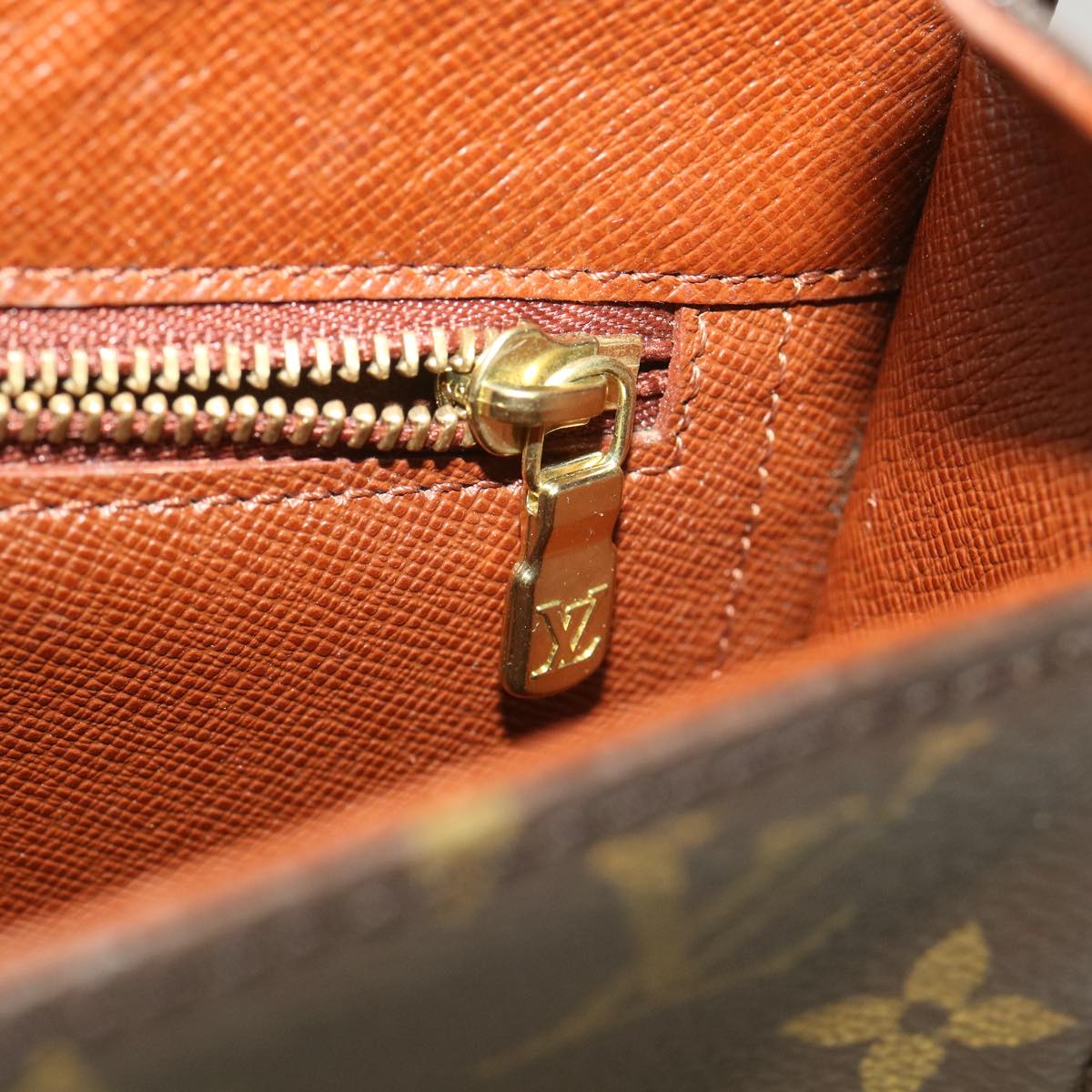 Louis Vuitton Brown Canvas Saint Cloud shoulder bag