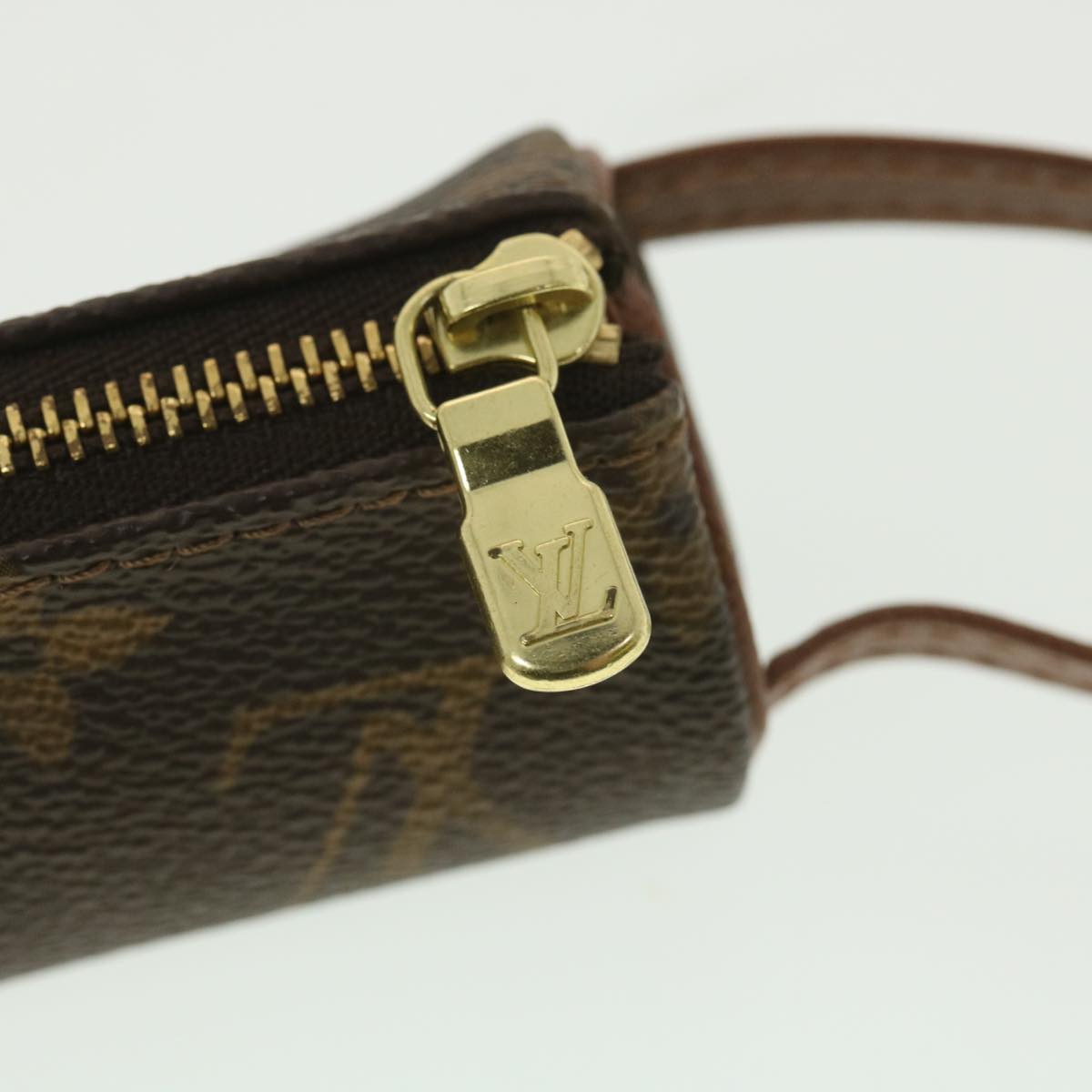 Louis Vuitton Brown Canvas  clutch bag