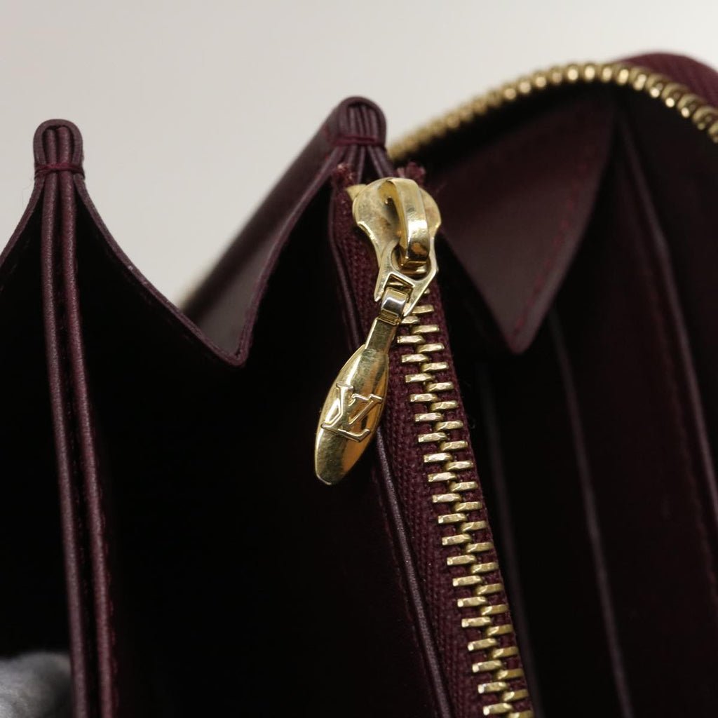 Louis Vuitton Bordeaux Patent leather Portefeuille zippy wallet accessories