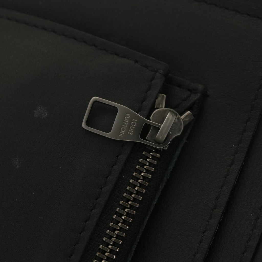 Louis Vuitton Black Leather Zippy wallet wallet accessories