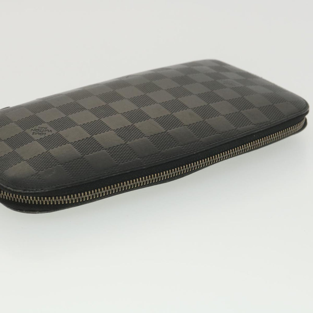 Louis Vuitton Black Leather Zippy wallet wallet accessories