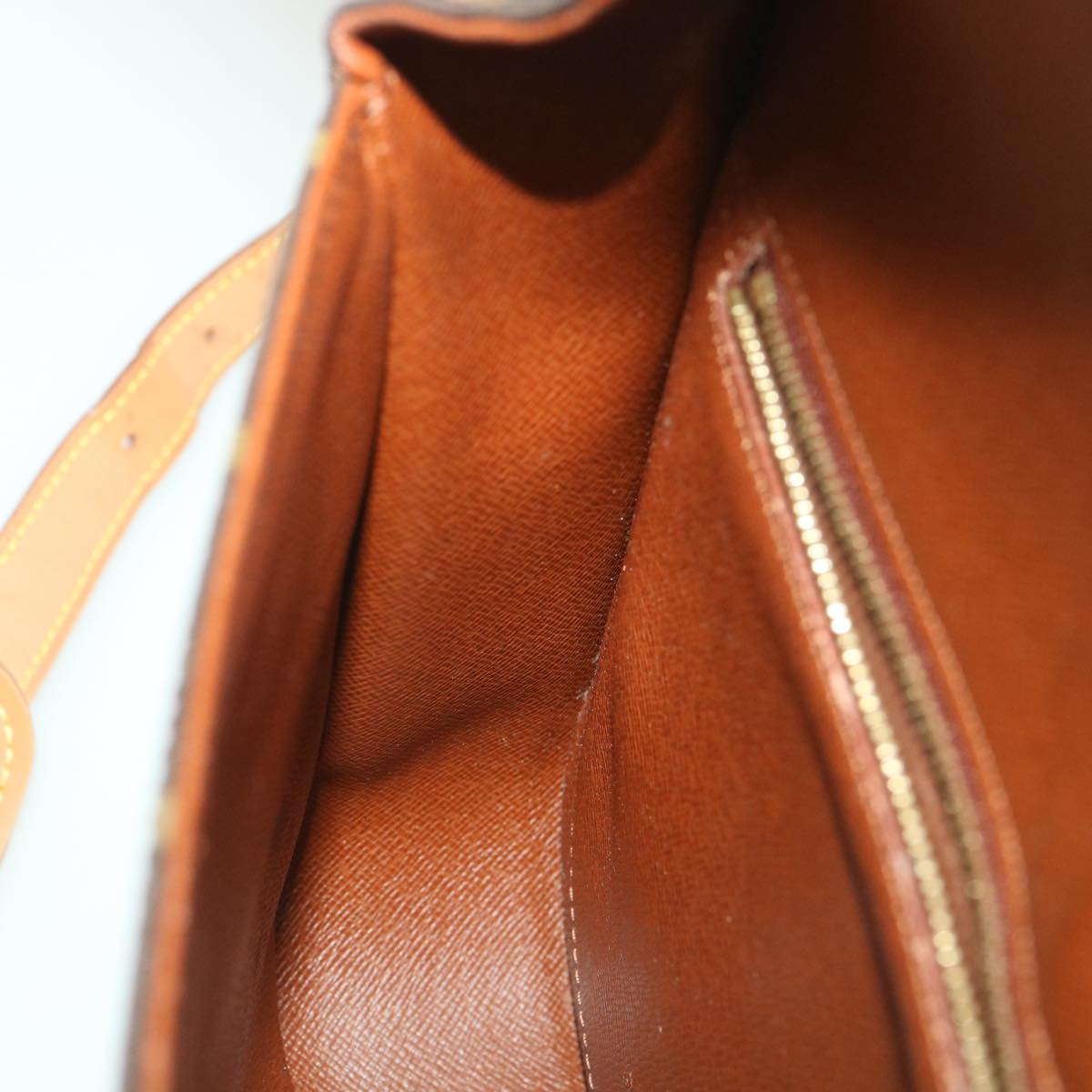 Louis Vuitton Brown Canvas Saint Cloud shoulder bag