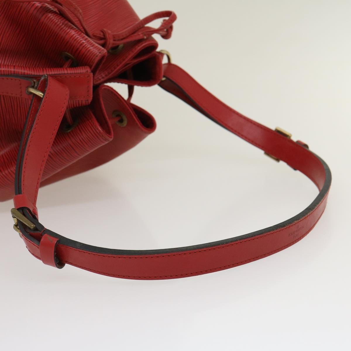Louis Vuitton Red Leather Noe shoulder bag