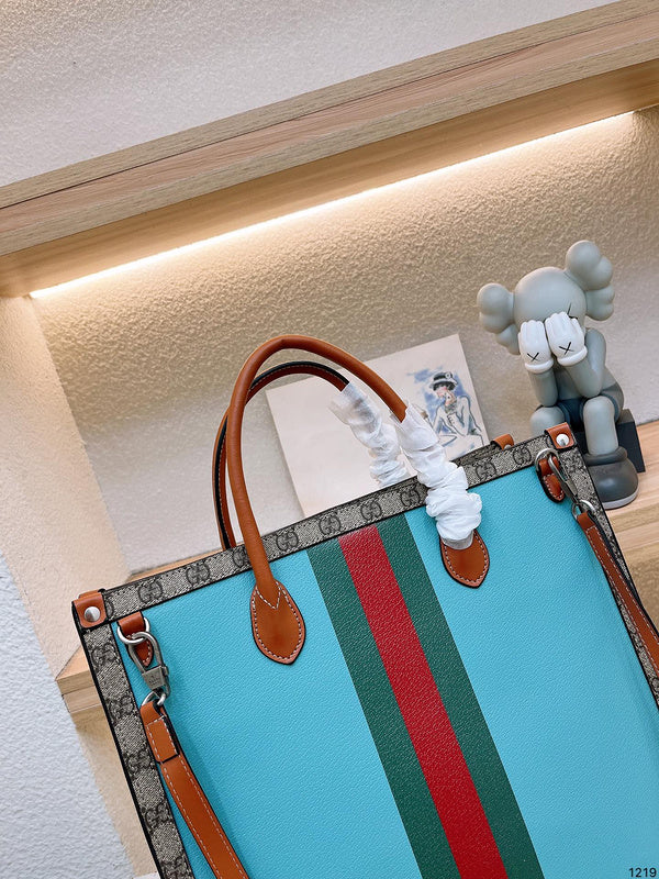 Luxury - Gucci Bags - 250