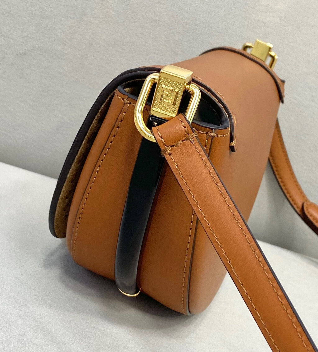 Designer Handbags Fendi 057