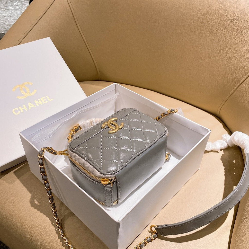Designer Handbags Chanel 065