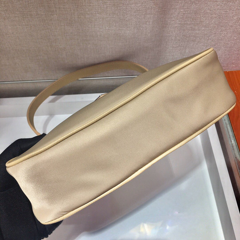 PDA - Bags District - 038