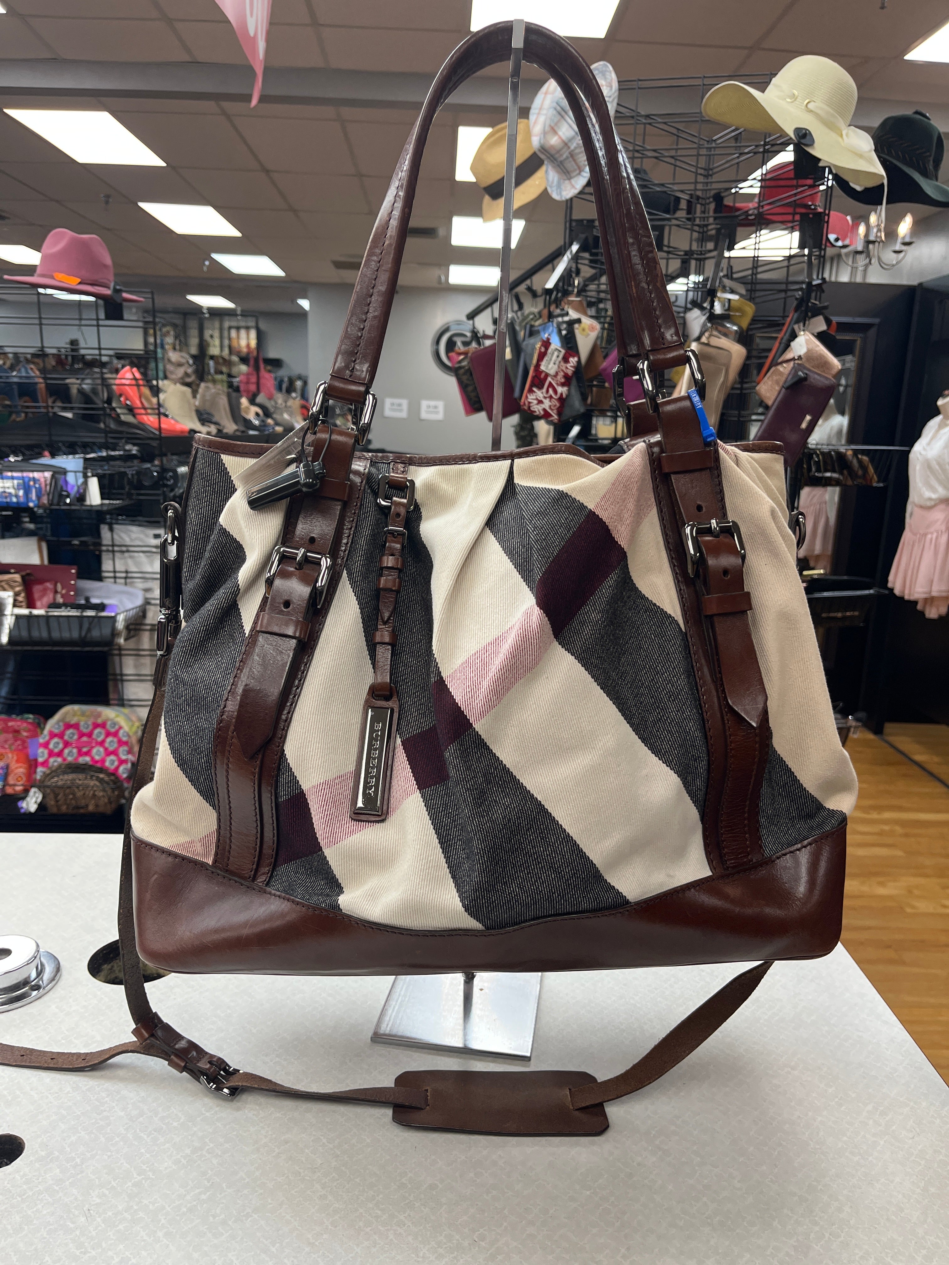Duffle And Weekender Luxury Designer By Burberry  Size: Medium