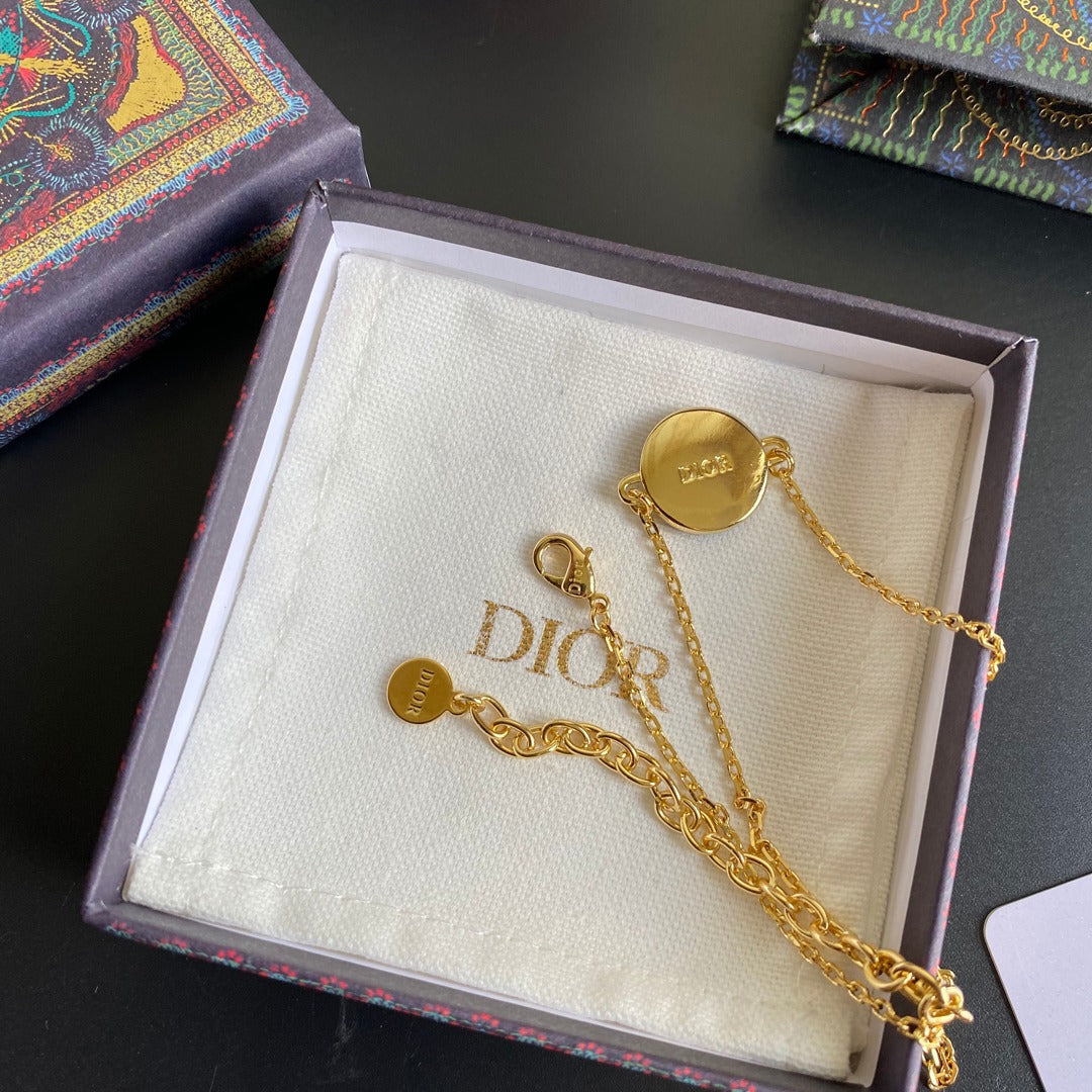 BG - Holiday Necklace dior001