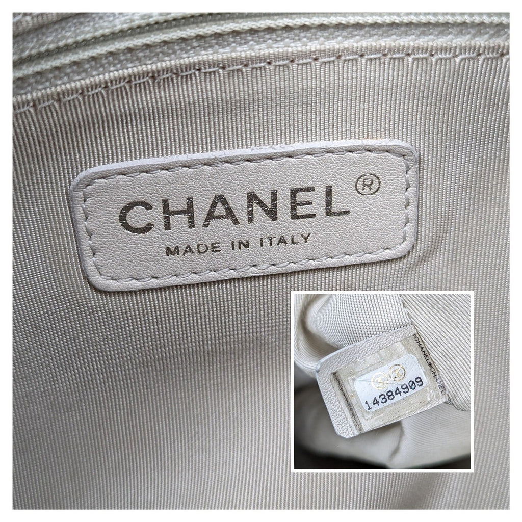 Chanel Washed Lambskin Chain Around Hobo Black