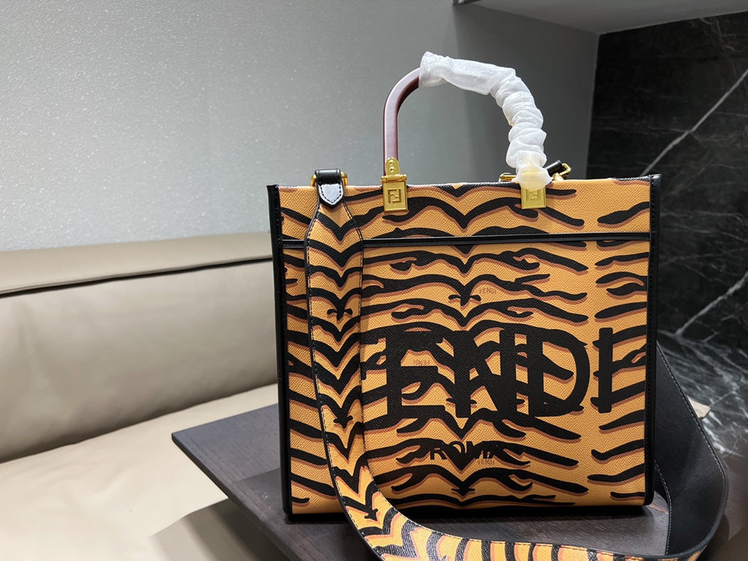 Luxury  Bags Fendi 253