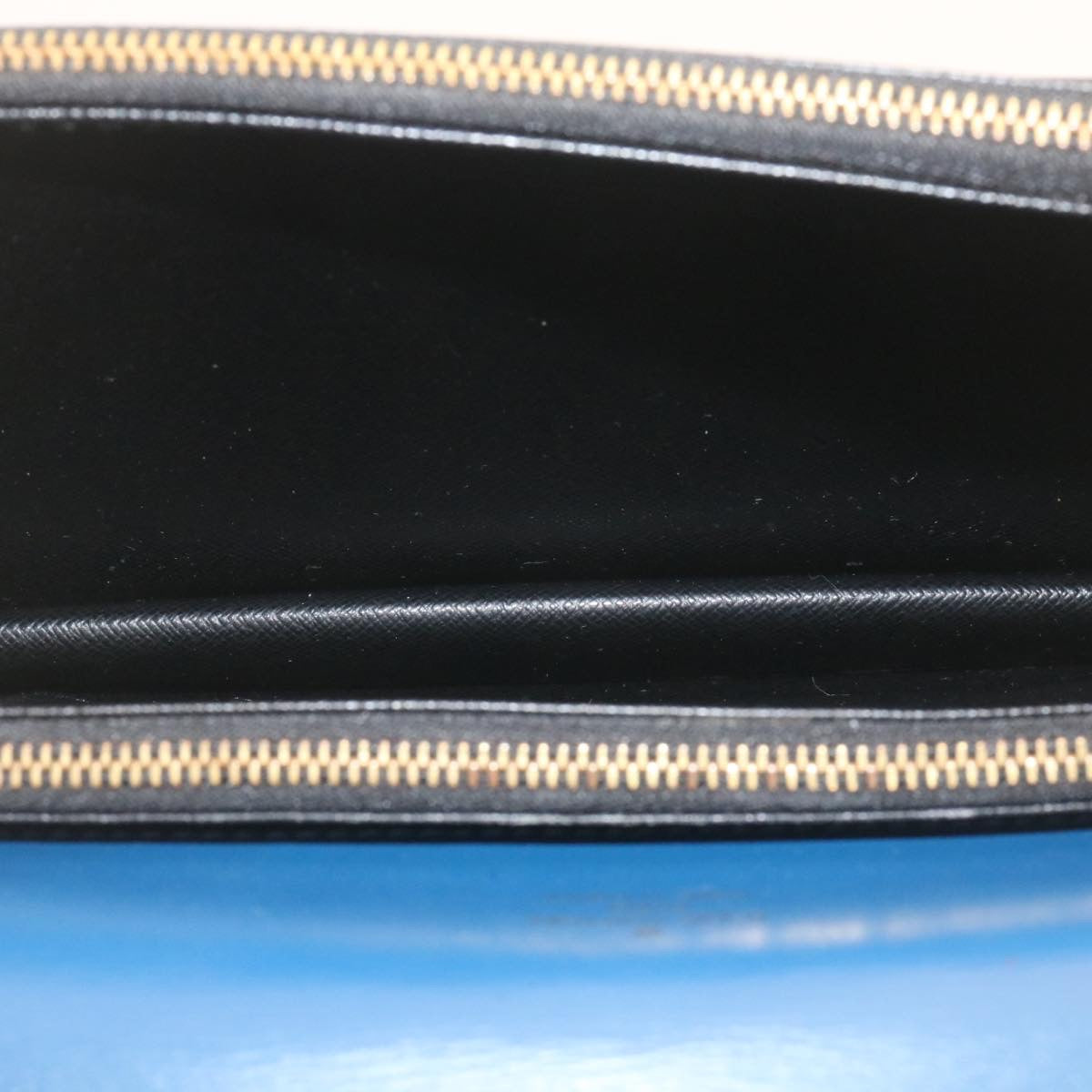 Louis Vuitton Blue Leather Concorde handbag bag