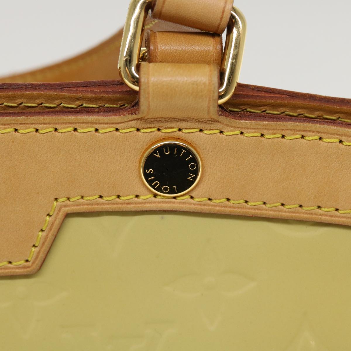 Louis Vuitton Yellow Patent leather Brea shoulder bag